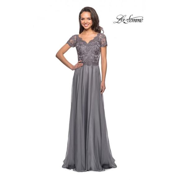 La Femme Mother of the Bride Lace Maxi Dress Short Sleeve Taupe Size 20 NWT - Picture 3 of 11